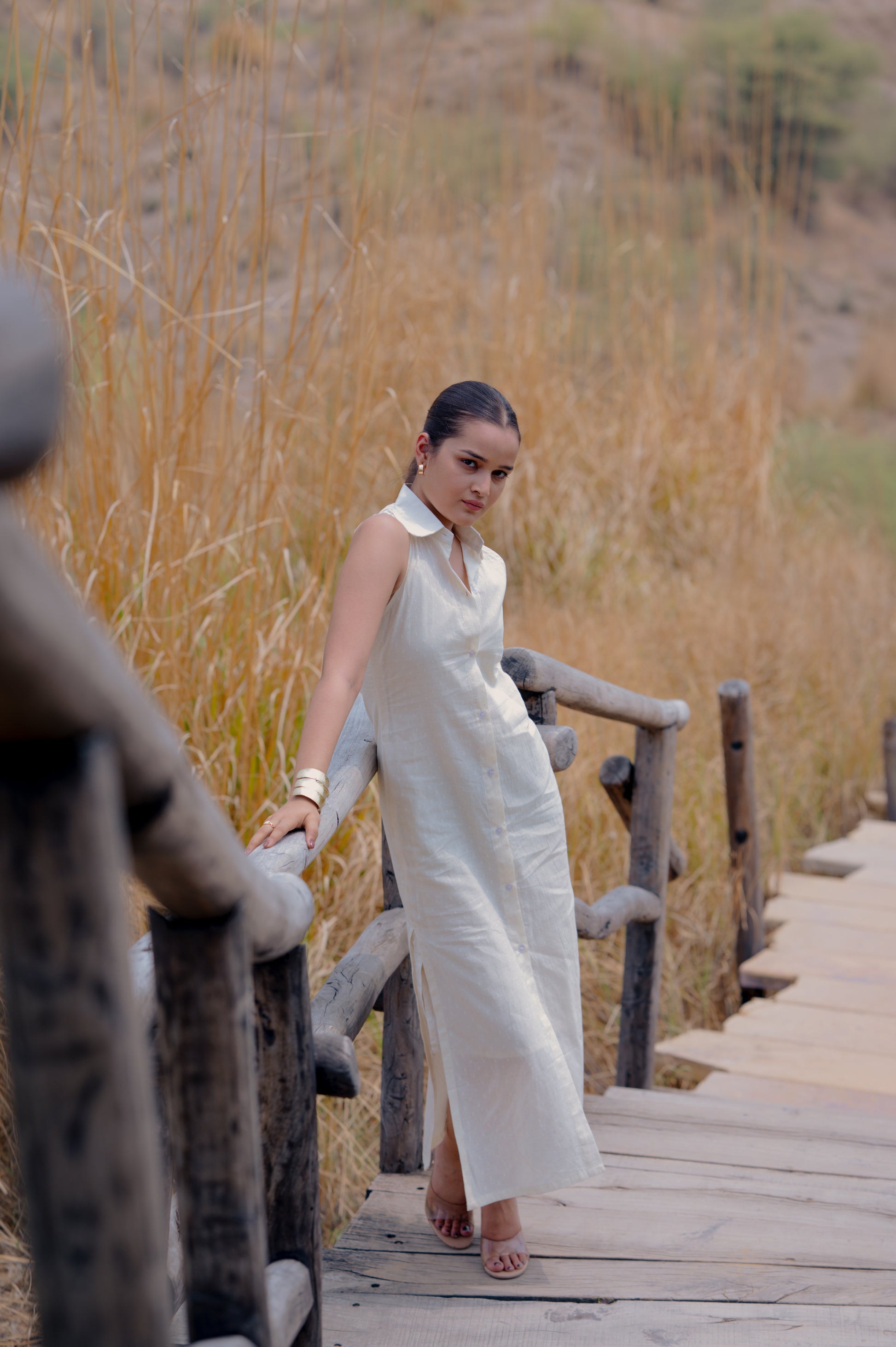 Off White Sleeveless Shirt Slit Dress